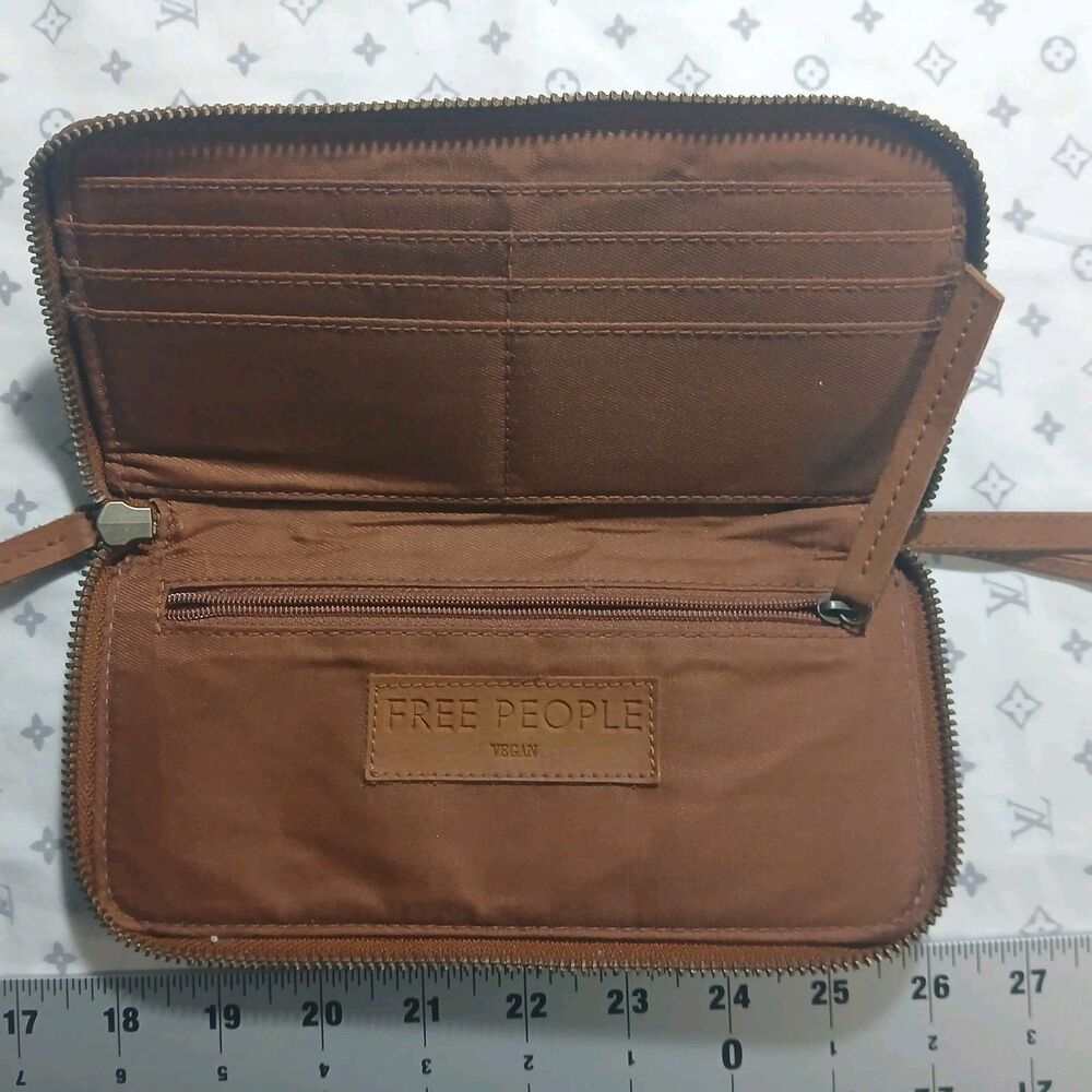 Free People Vegan Leather Wallet Wristlet Brown Faux Zipper Pocket On Front